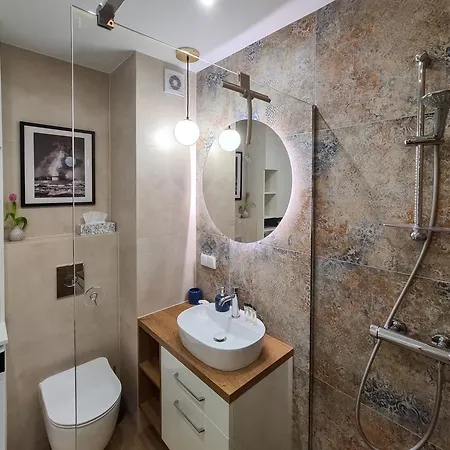 Zurawi Zakatek Apartment *